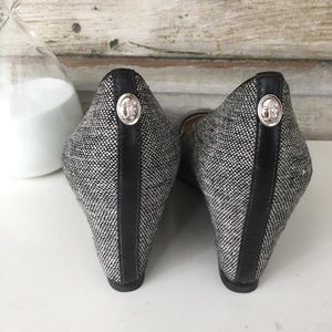 Ivanka Trump wedge heel